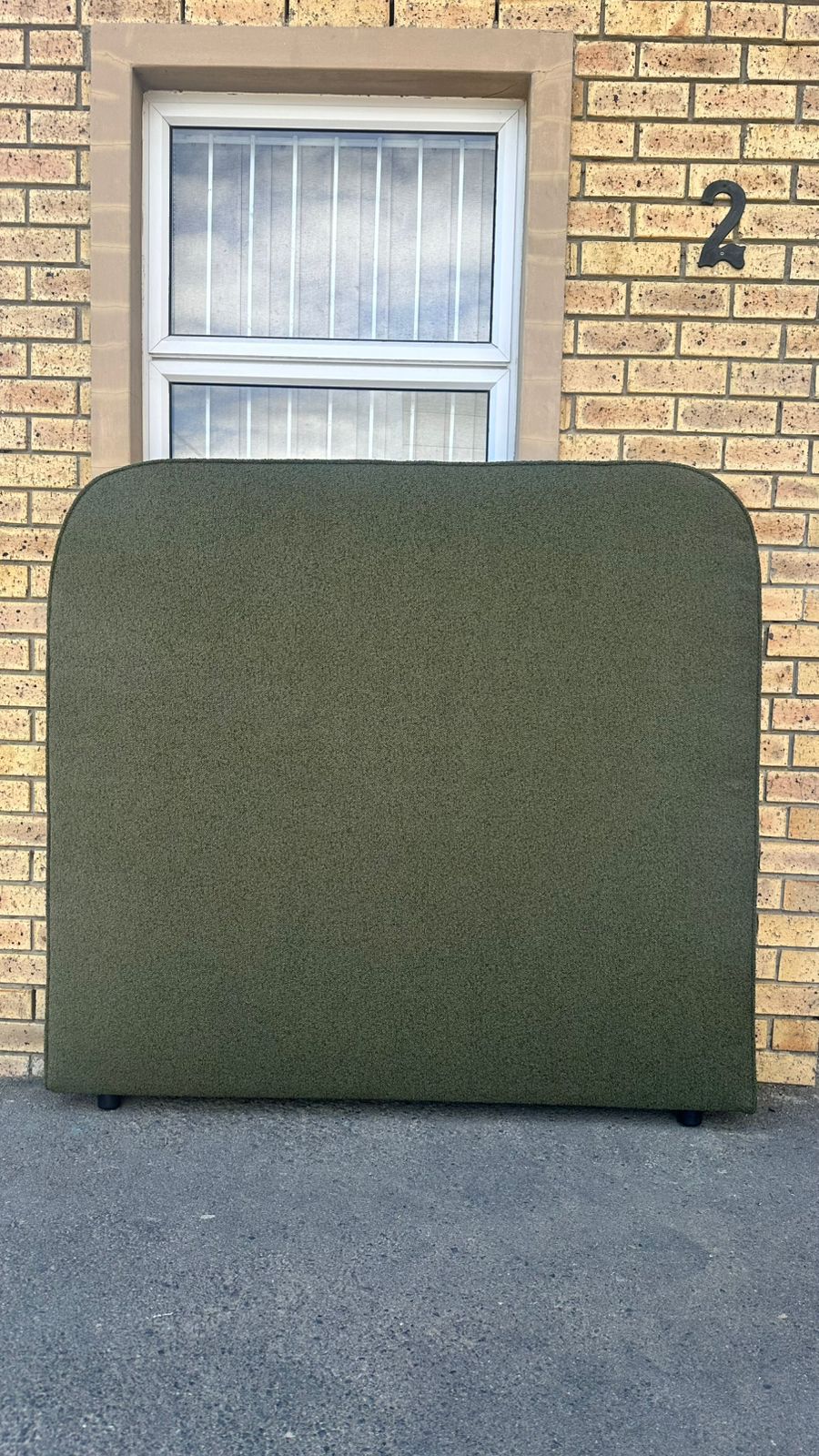 King Size Ruby Headboard with rounded off corners on top & tapered edges - Image 4